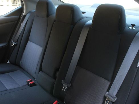 Used 2022 Nissan Sentra SV w/ All-Weather Package image 17