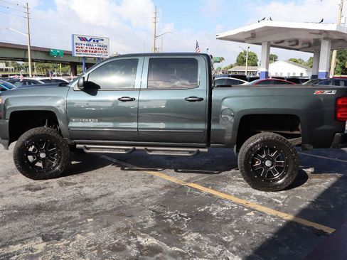 Used 2017 Chevrolet Silverado 1500 LT w/ All Star Edition AWD/4WD image 6