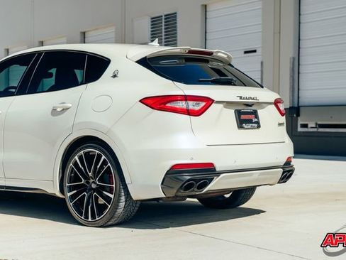 Used 2019 Maserati Levante Trofeo AWD/4WD image 51