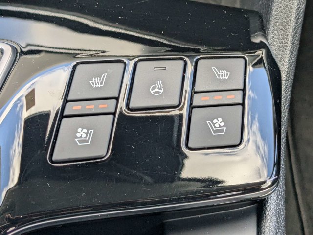 Used 2025 Kia Sportage SX AWD/4WD image 26
