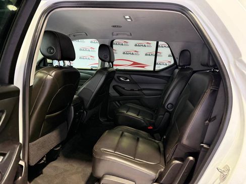 Used 2020 Chevrolet Traverse LT w/ Driver Confidence II Package AWD/4WD image 34