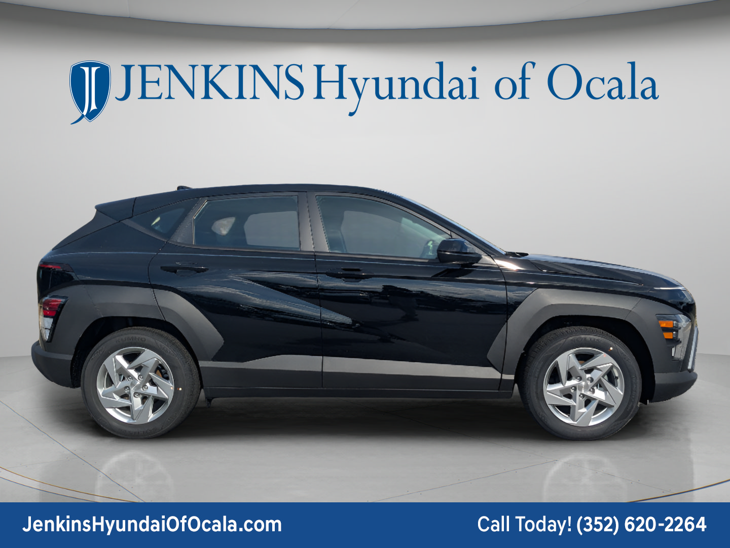 New 2027 Hyundai Kona SE FWD image 2