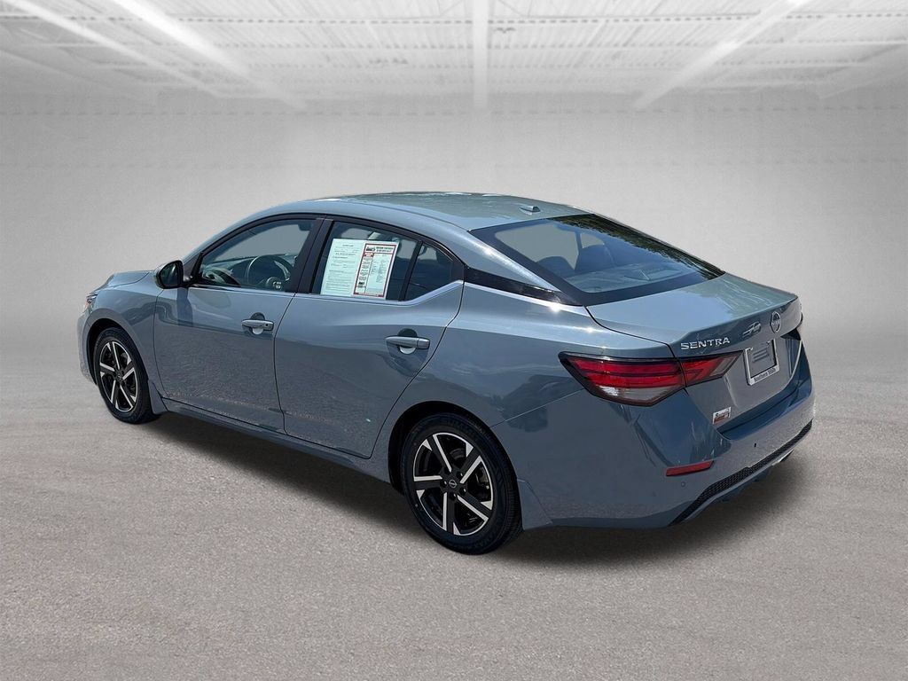 Used 2024 Nissan Sentra SV w/ Trunk Package FWD image 4