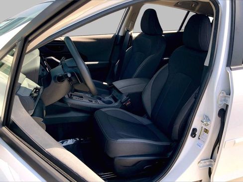 Certified 2026 Subaru Crosstrek 2.5i Premium AWD/4WD image 9