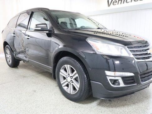 Used 2017 Chevrolet Traverse LT AWD/4WD image 5