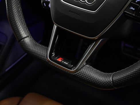 Used 2023 Audi RS 6 image 42