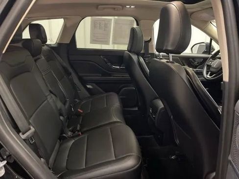 Used 2023 Lincoln Corsair Grand Touring image 13