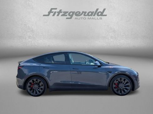 Used 2023 Tesla Model Y Long Range AWD/4WD image 4