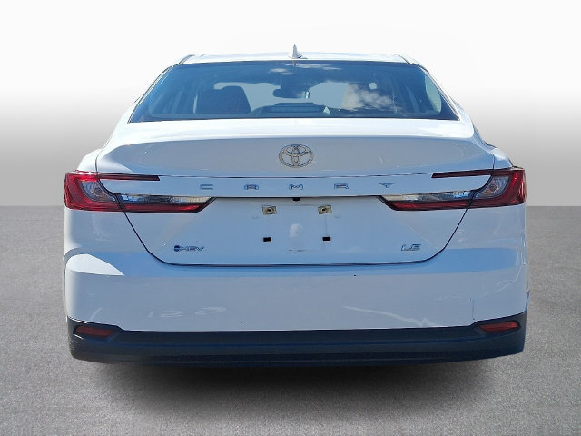 Used 2025 Toyota Camry LE FWD image 5