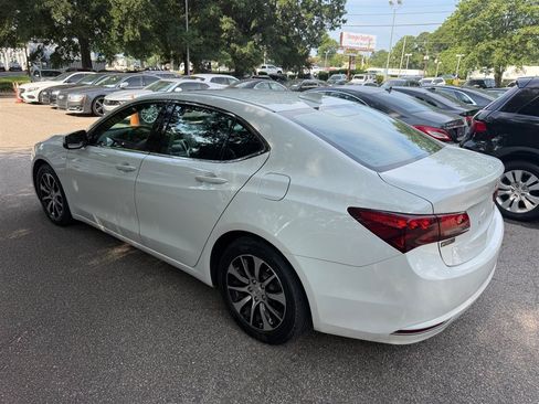 Used 2017 Acura TLX w/ Technology Package FWD image 9