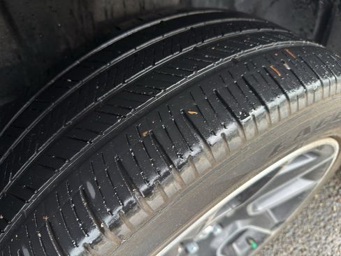 Used 2022 RAM 1500 Limited w/ Body-Colour Bumper Group image 9