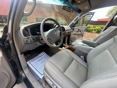 Used 2006 Toyota Tundra Darrell Waltrip Edition RWD image 15