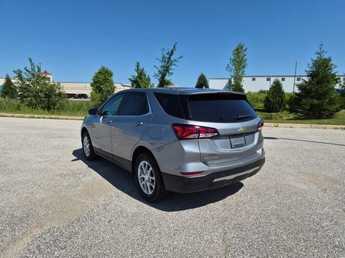 Used 2024 Chevrolet Equinox LT w/ LPO, Floor Liner Package AWD/4WD image 7