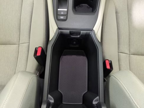 Certified 2025 Honda Accord SE image 25