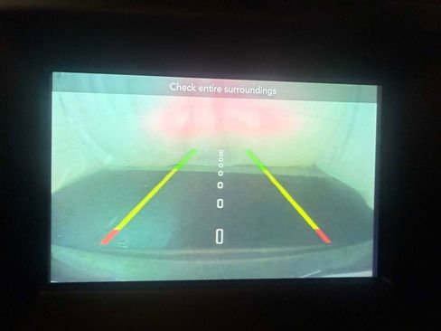 Certified 2021 Jeep Compass Latitude image 32