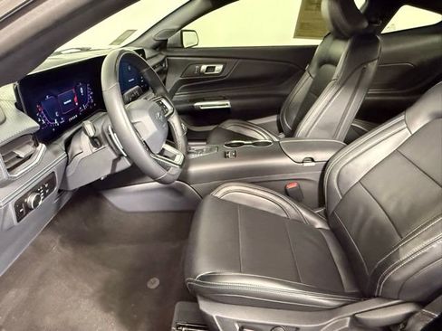 Used 2024 Ford Mustang GT Premium image 42