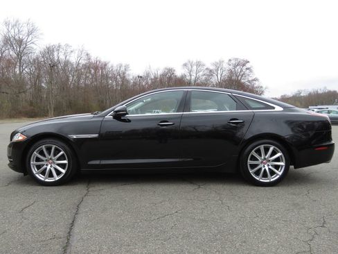 Used 2015 Jaguar XJ AWD image 8