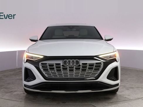 Used 2024 Audi Q8 e-tron Premium Plus w/ Premium Plus Package AWD/4WD image 12