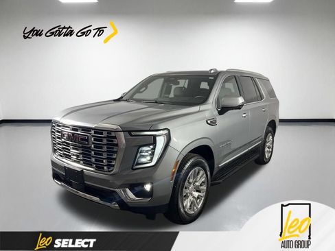 Used 2025 GMC Yukon Denali AWD/4WD image 1