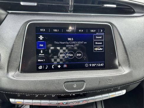 Used 2020 Cadillac XT4 Premium Luxury FWD image 21