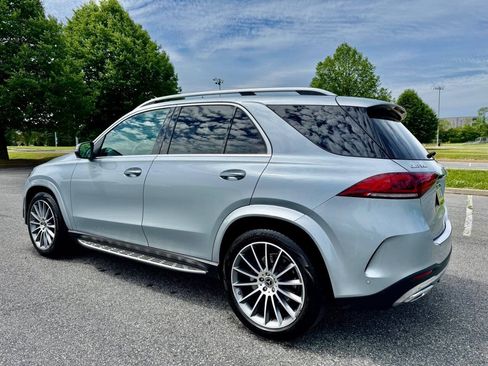 Used 2022 Mercedes-Benz GLE 350 4MATIC w/ AMG Line Exterior image 10
