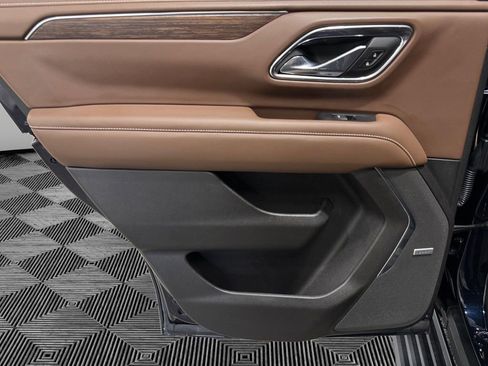 Used 2021 Chevrolet Tahoe High Country image 21