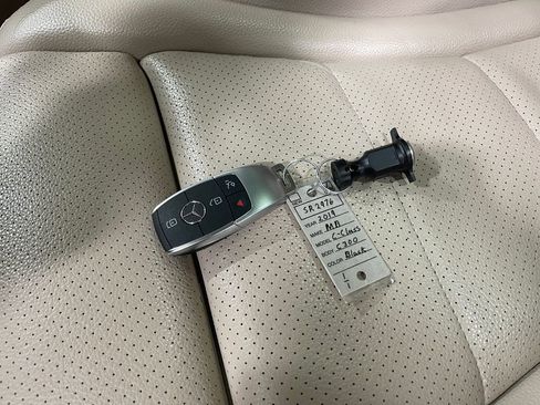 Used 2019 Mercedes-Benz C 300 4MATIC Sedan image 37