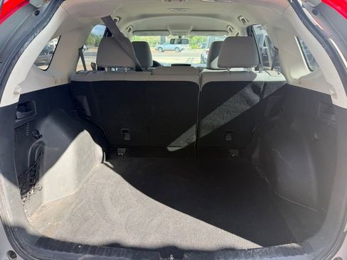 Used 2016 Honda CR-V LX image 7