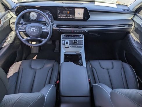 Used 2023 Hyundai Palisade SEL w/ Premium Package image 18