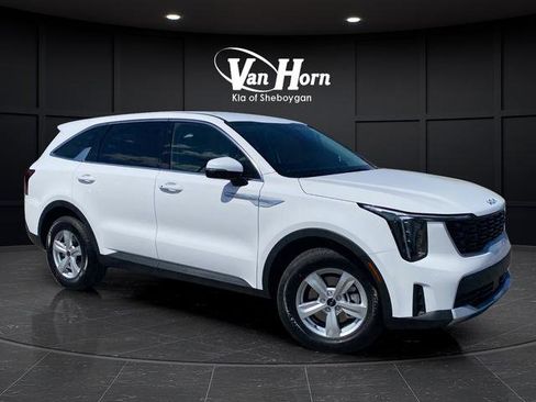 New 2026 Kia Sorento LX FWD image 1
