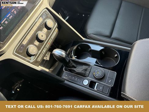 Used 2022 Volkswagen Atlas Cross Sport SE image 24