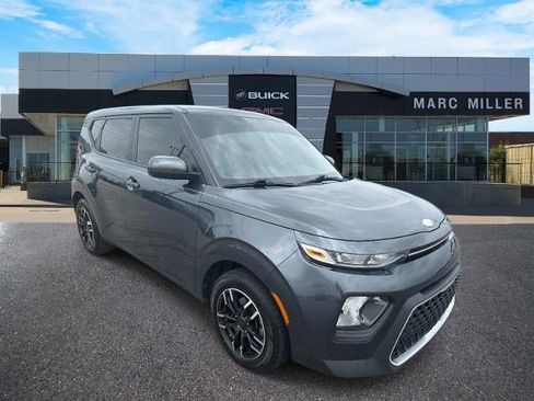 Used 2020 Kia Soul LX FWD image 1