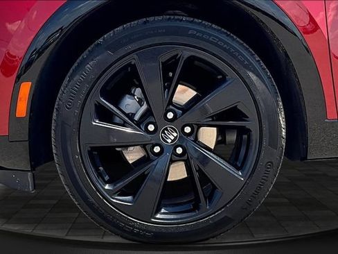 Used 2025 Buick Envision Sport Touring AWD/4WD image 32