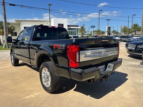 Used 2022 Ford F250 Platinum w/ FX4 Off-Road Package AWD/4WD image 6