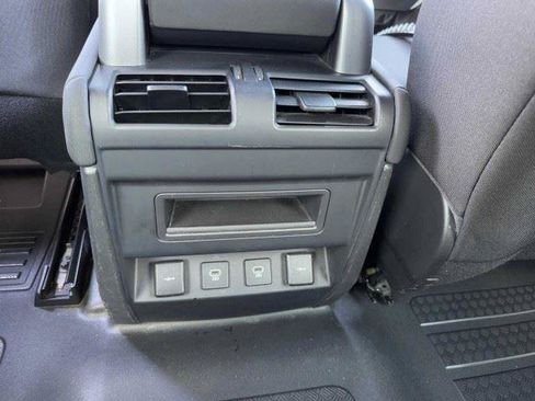 Used 2021 Land Rover Defender 90 AWD/4WD image 36
