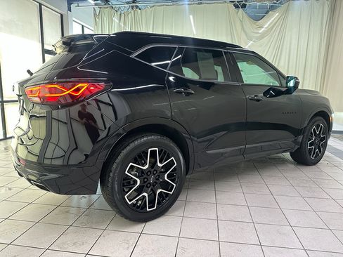 Certified 2024 Chevrolet Blazer RS w/ Driver Confidence II Package AWD/4WD image 3