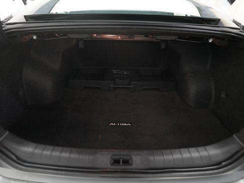 Certified 2024 Nissan Altima 2.5 SV FWD image 10