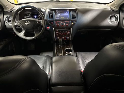 Used 2015 Nissan Pathfinder Platinum w/ Family Entertainment Package AWD/4WD image 10