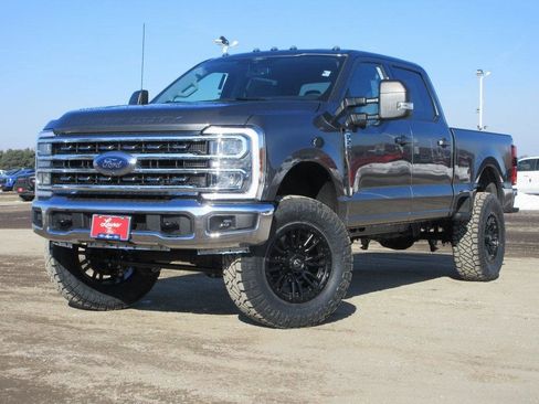 New 2026 Ford F250 XLT w/ XLT Premium Package image 8