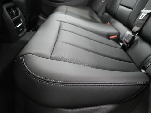 Used 2025 BMW 330i 330i w/ M Sport Package image 16