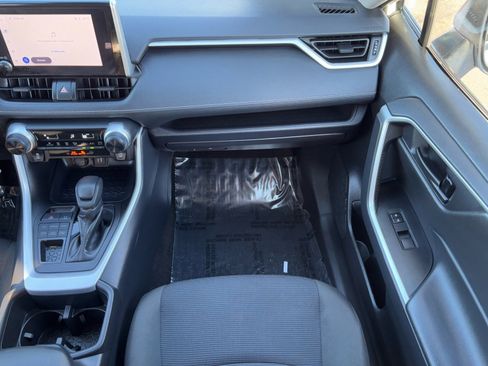 Certified 2025 Toyota RAV4 LE image 18