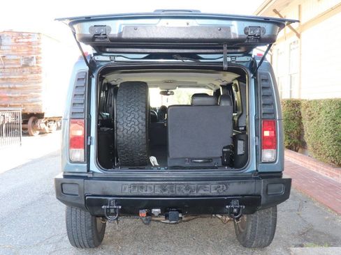 Used 2005 HUMMER H2 w/ Preferred Equipment Group image 60