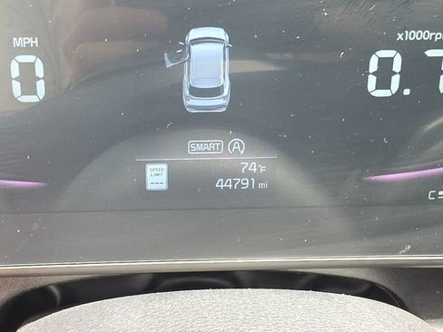 Used 2023 Kia Sportage X-Line w/ X-Line Premium Package AWD/4WD image 16