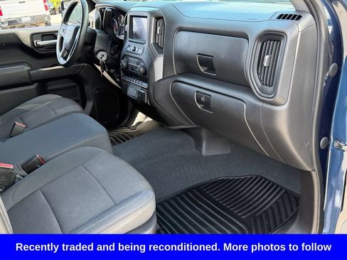 Used 2021 Chevrolet Silverado 1500 Custom AWD/4WD image 19