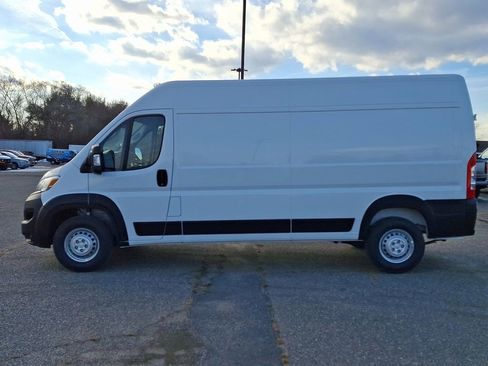 New 2025 RAM ProMaster 2500 w/ Power Group image 5