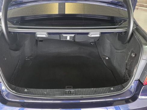 Used 2013 Mercedes-Benz E 350 4MATIC Sedan image 28