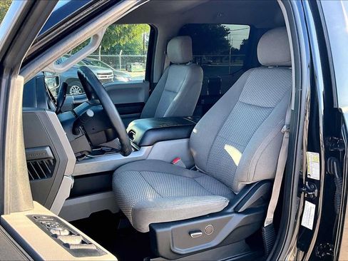 Used 2019 Ford F250 XLT w/ XLT Premium Package AWD/4WD image 9