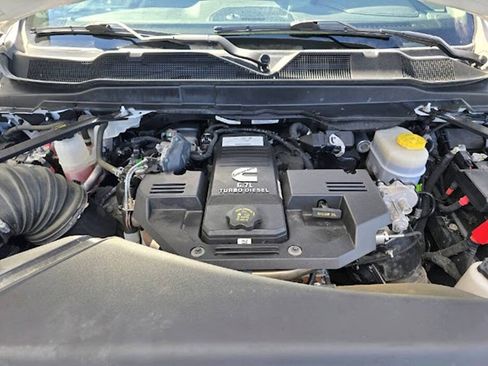 Used 2023 RAM 2500 Laramie AWD/4WD image 17