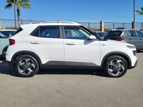 New 2026 Hyundai Venue SEL image 25