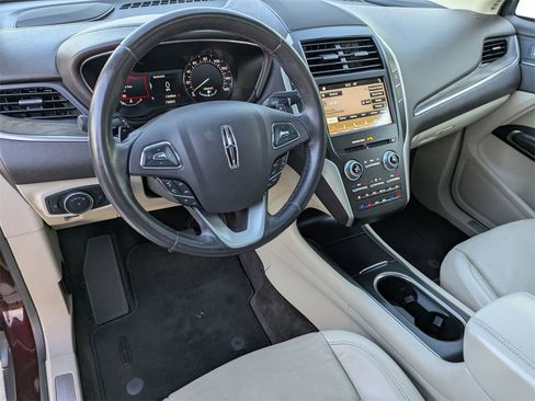 Used 2018 Lincoln MKC Reserve w/ Lincoln MKC Climate Package image 10